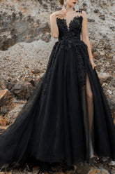 3D Floral Black Ball-Gown Wedding Dress