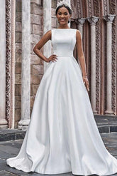A-Line Back Hole Wedding Dresses With Pockets