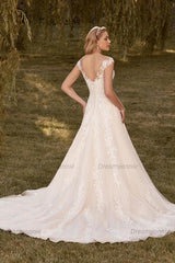 A-Line Princess Wedding Dress with Appliques Lace