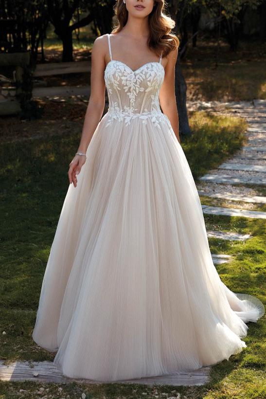 A-Line Sweetheart Sleeveless Sweep Train Tulle Wedding Dresses With Appliques Lace