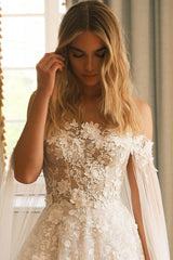 A Line Wedding Dress Lace Sweetheart Strapless Bridal Gown