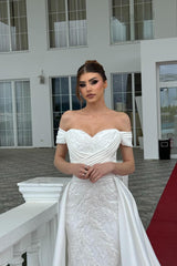 A Line Wedding Dress Off The Shoulder Sleeveless Appliques White Bridal Gown with Panel Train