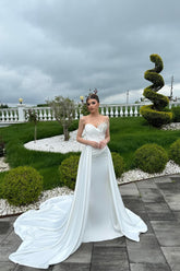 A Line Wedding Dress Sweetheart Sleeveless Rhinestone Satin White Bridal Gown