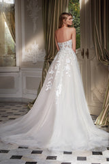 Dreamyannie A Line Wedding Dress Sweetheart Floor Length Bridal Gown with Lace Appliques