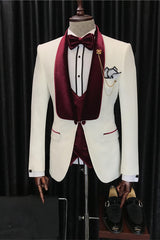 Arrival White Velvet Shawl Lapel 3 Piece Wedding Suit