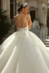 Ball Gown Lace Spaghetti Straps Sleeveless White Wedding Dress Bridal Gown With Appliques Train