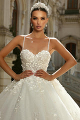 Ball Gown Lace Spaghetti Straps Sleeveless White Wedding Dress Bridal Gown With Appliques Train