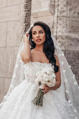 Ball Gown Lace Square Sleeveless White Wedding Dress Bridal Gown With Appliques