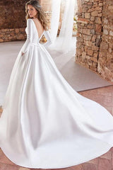 Ball-Gown Long Sleeves Wedding Dresses With Satin Open Back