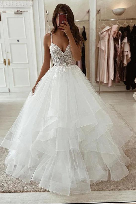 Ball-Gown V-Neck Sleeveless Classic Lace/Tulle Wedding Dress With Cascading Ruffles