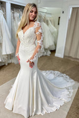 Beautiful White V-Neck Mermaid Long Sleeves Wedding Dress with Lace