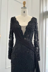 Black Mermaid Prom Dress Long Sleeve V Neck Evening Dress With Lace Appliques