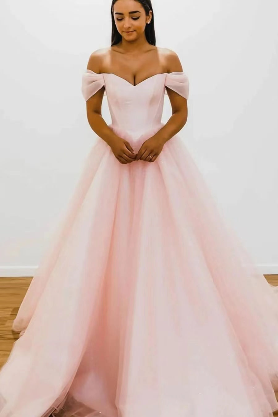 Blushing Pink Off The Shoulder Evening Dress with V Neck and Strapless Tulle