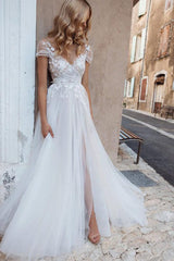 Boho A-Line V-Neck Short Sleeves Lace and Tulle Wedding Dresses With Front Split