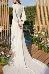 Boho Square Neckline Beach Wedding Dresses With Long Sleeves and Chiffon Court Train