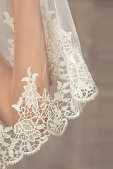 White Long Wedding Veil with Lace
