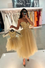 Champagne Prom Dress A Line Sweetheart Sleeveless Tea Length Tulle Formal Dress With Beadings