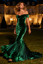 Dark Green Mermaid Velvet Long Holiday Party Dress With Pleats