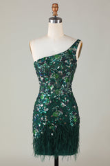 Dark Green One Shoulder Sequined Short Graduation Dress with Feathers