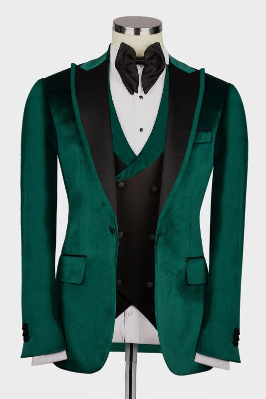 Dark Green Three Piece Velvet Peaked Lapel Prom Suit