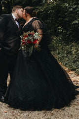 Dreamyannie Black Plus Size Wedding Dress Short Sleeve A Line V Neck Bridal Gown with Lace Appliques