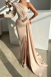 Dreamyannie Champagne Prom Dress Column One Shoulder Beaded Sleeve Panel Train Satin Formal Dress With Slit
