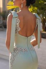 Dreamyannie Light Green Prom Dress Column V Neck Beaded Spaghetti Strap Sleeveless Satin Formal Dress