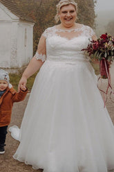 Dreamyannie Plus Size Wedding Dress A Line Bateau Neck Half Sleeve Bridal Gown with Lace