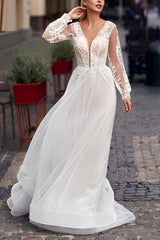 Elegant A-Line Long Sleeves Sweep Train Lace Tulle Beach Wedding Dresses
