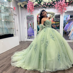 Elegant Ball Gown Sweetheart Neck Detachable Long Sleeves Lace Appliques Feather Bow Knot Sage Green Tulle Quinceanera Dress Evening Party Gown For Sweet 16
