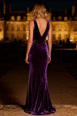 Elegant Purple Mermaid V-Neck Backless Long Velvet Holiday Party Dress With Beading