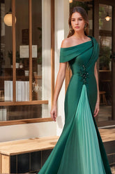 Evening Dresses with Ruffles & Appliques in Trumpet/Mermaid Style and Short One-Shoulder Sleeves