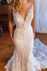 Graceful Ivory Mermaid Open Back Long Lace Beach Wedding Dress