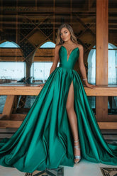 Green A Line Prom Dress Sleeveless Sweetheart Satin Evening Dress