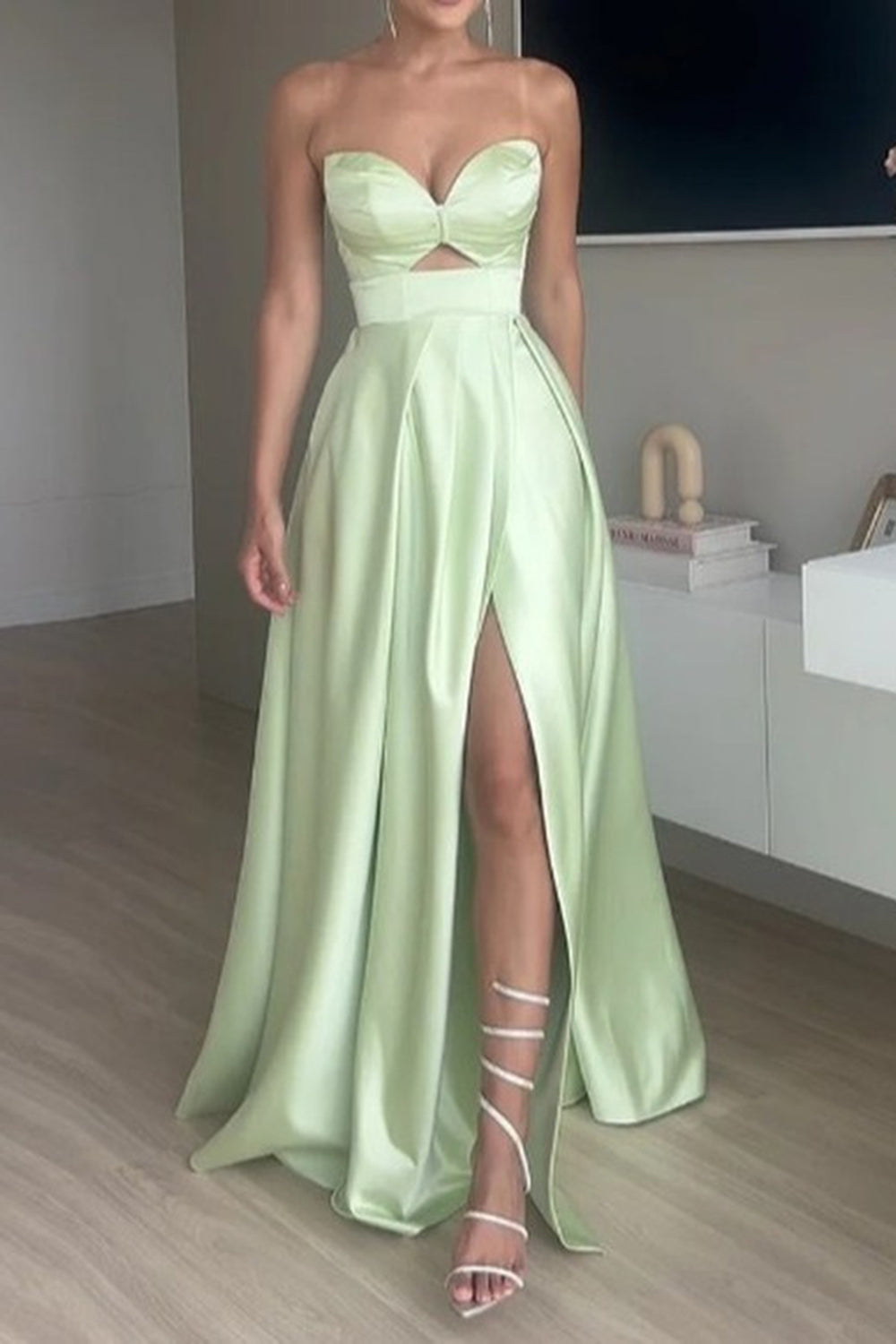 Green Keyhole Wedding Guest Dress A Line Sweetheart Long Prom Dress With Slit