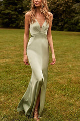 Halter Sleeveless Trumpet/Mermaid Floor Length Bridesmaid Dresses crafted from Silk Like Satin