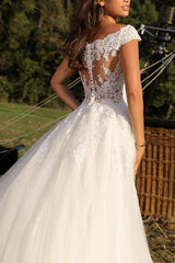 Illusion Neck A-Line Sleeveless Sweep Train Tulle Wedding Dresses With Lace
