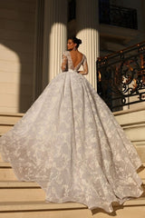 Ivory Ball Gown Wedding Dress Long Sleeves Lace Bridal Dress