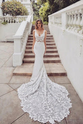 Ivory Beach Wedding Dress V Neck Lace Mermaid Bridal Dress