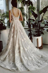 Ivory V Neck Beach Wedding Dress A Line Split Front Sleeveless Bridal Gown With Lace