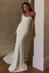 Long Ivory Wedding Dress Mermaid Strapless Satin Bridal Gown With Lace
