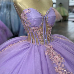 Luxuru Ball Gown Strapless Sleeveless Lace Appliques Sweep Train Lilac Tulle Quinceanera Dress For Sweet 16
