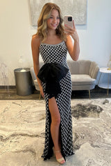 Luxury Black Pearls Spaghetti Straps Prom Dress With Statement Bow And High Slit Formal Evening Gown