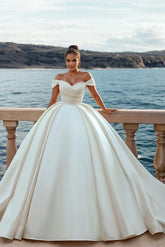 Luxury Satin Wedding Dresses With Ruffle