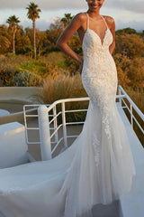 Mermaid Beach Wedding Dresses with Lace and Back Hole