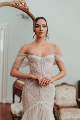 Mermaid Off The Shoulder Spaghetti Strap Sleeveless Lace Long Tulle Bridal Gown With Appliques