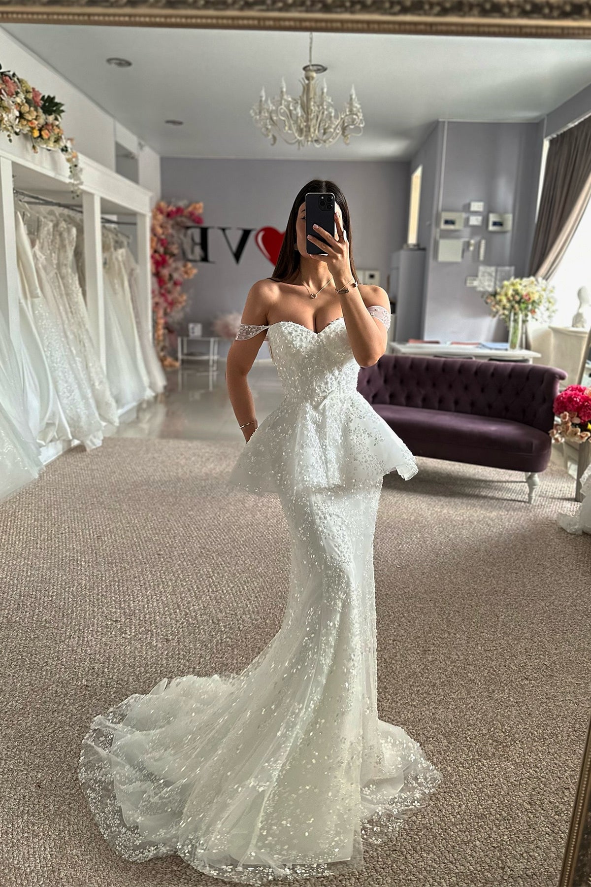Mermaid Tulle Lace Sweetheart Sleeveless White Wedding Dress Bridal Gown With Appliques