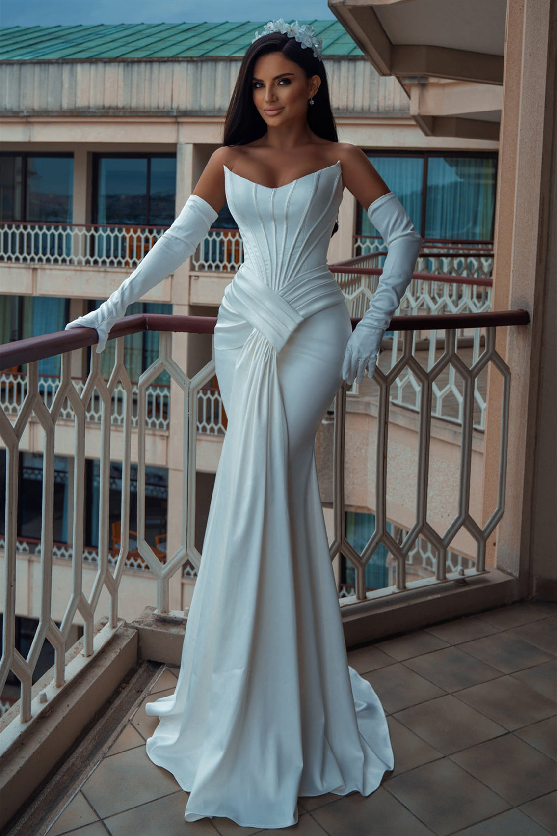 Mermaid Wedding Dress Strapless Satin Ivory Sleeveless Bridal Gown