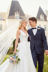 Modern Satin V-Neck Ball-Gown Beach Wedding Dresses