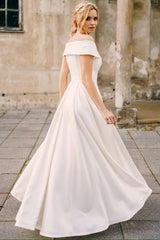 Off-The-Shoulder A-Line Beach Wedding Dresses
